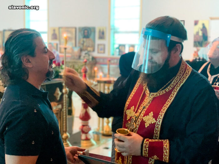 У Хрестопоклонну неділю в соборі святої Матрони Московської в Маямі звершено таїнство Соборування