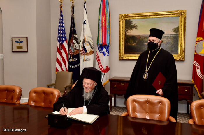 Патриарх Варфоломей и архиепископ Елпидофор в Белом доме