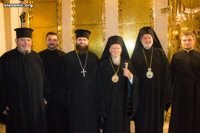 Патриарх Варфоломей и архиепископ Елпидофор с духовенством Славянского Православного Викариатства
