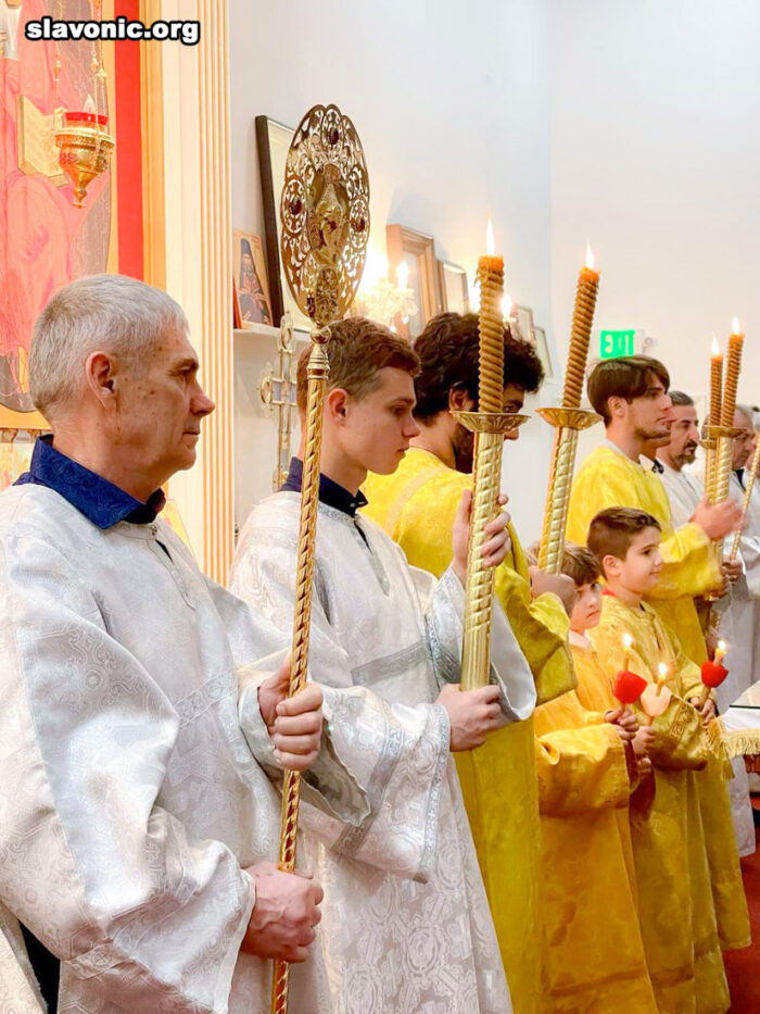 Святковими богослужіннями у головному храмі Слов'янського Вікаріатства зустріли Різдво Христове