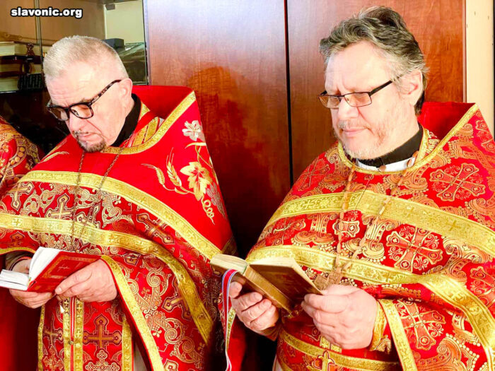 Архієпископ Елпідофор очолив Літургію в Бруклінському Іоанно-Предтеченському соборі Слов'янського Вікаріатства