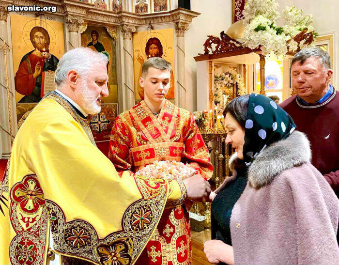 Архиепископ Елпидофор возглавил Литургию в Бруклинском Иоанно-Предтеченском соборе Славянского Викариатства
