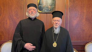 Синод Константинопольского патриархата восстановил в сане протоиерея Алексия Уминского