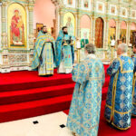 На праздник Покрова Божией Матери викарий совершил Литургию в Майамском соборе