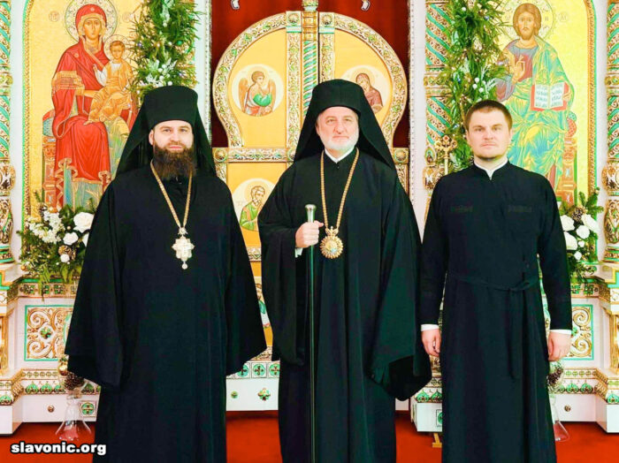 Главный собор и резиденцию Славянского Викариатства посетил глава Греческой Архиепископии Америки