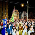 Тысячи людей посетили Бруклинский собор на Пасху