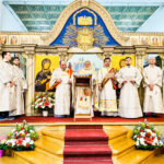 Тысячи людей посетили Бруклинский собор на Пасху