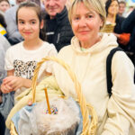 Тысячи людей посетили Бруклинский собор на Пасху