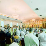 Викарий Славянского Викариатства совершил богослужения праздника Входа Господня в Иерусалим