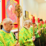 На праздник Троицы викарий совершил Литургию в Майамском соборе